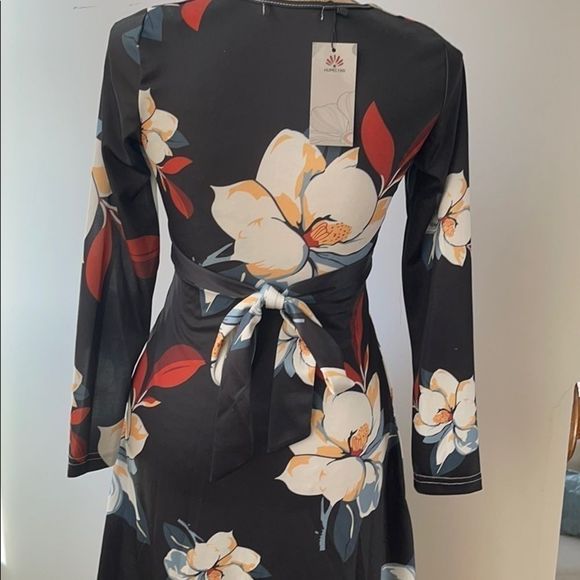 Humelyan Dress‼️ - Picture 4 of 9